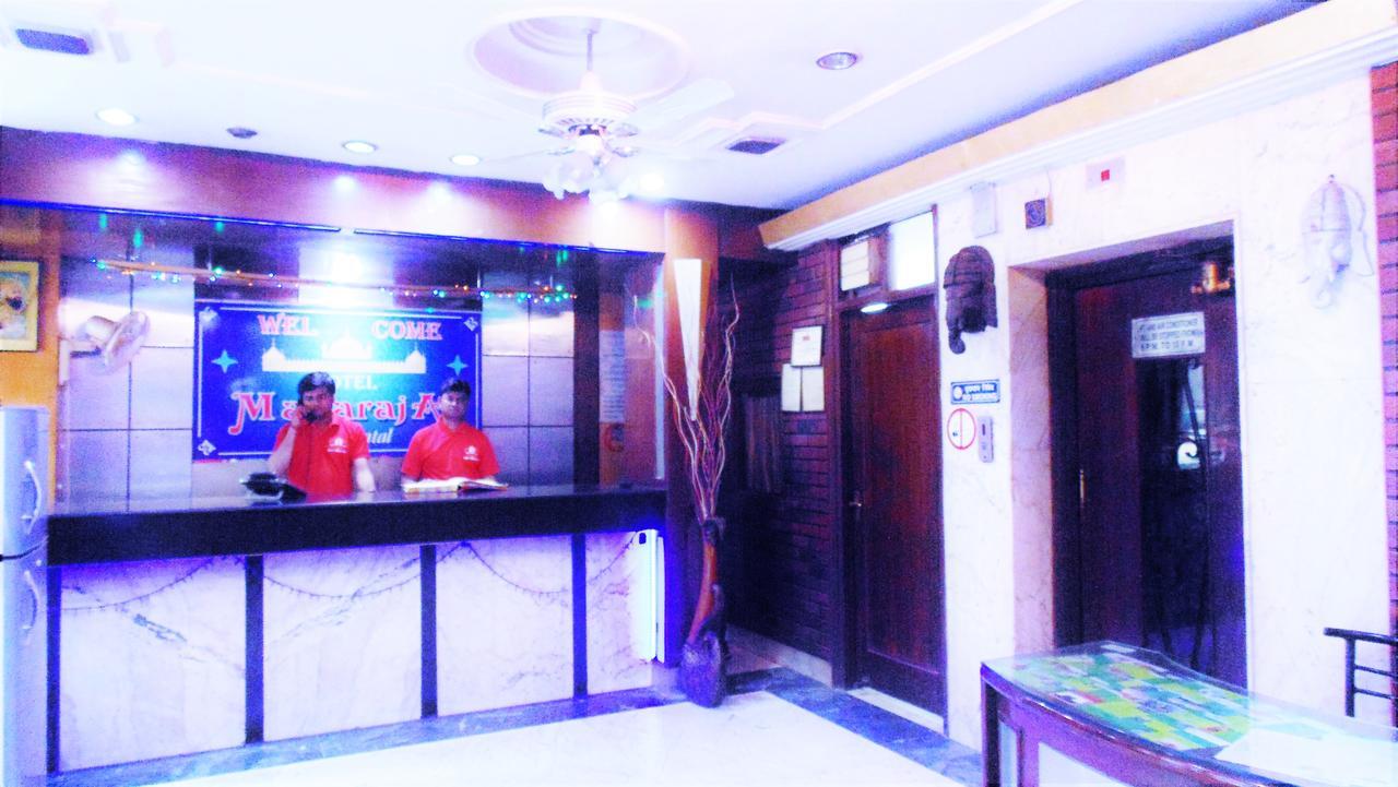 Hotel Maharaja Делхи Екстериор снимка